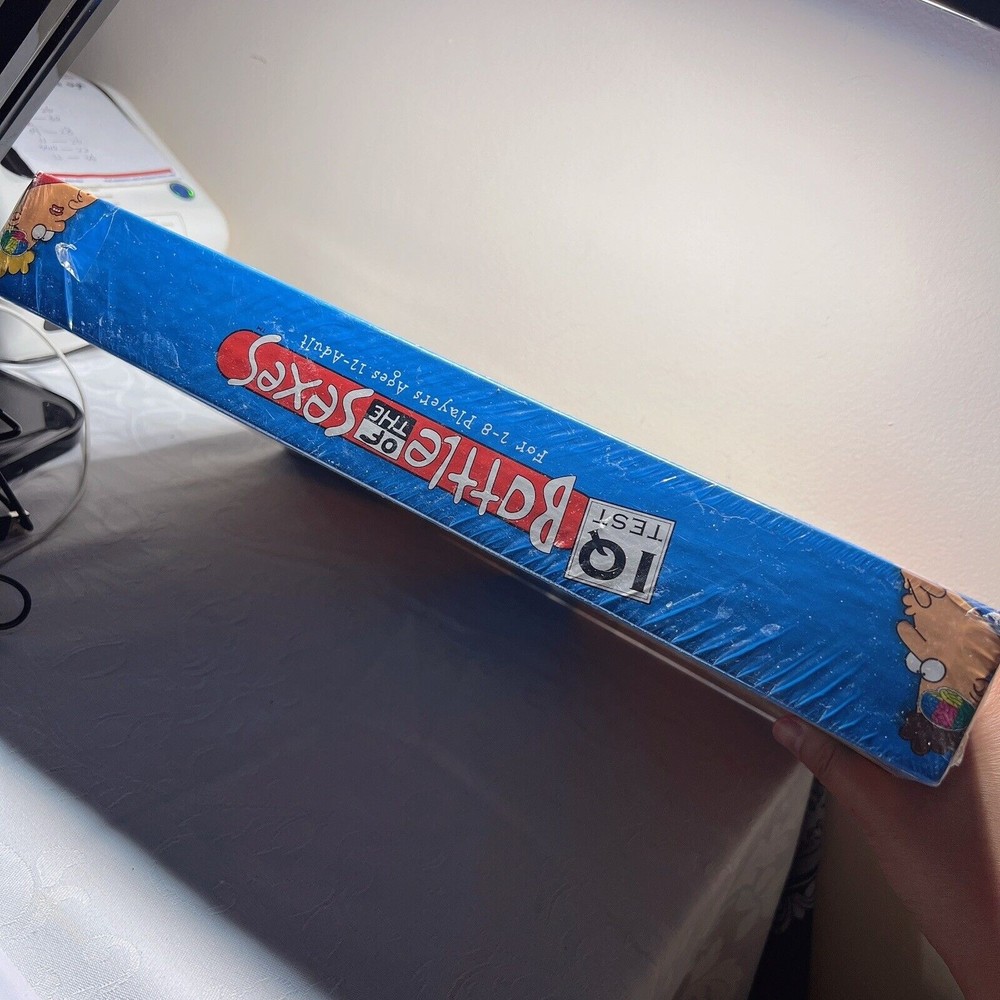 Battle of The Sexes IQ Test Board Game – 2003 Imagination Entertainment Sealed - Picture 2 of 3